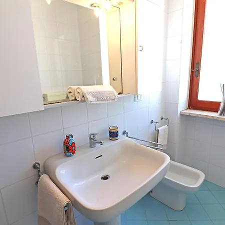 Apartment Casa Vacanze Rachele A 8 Posti Otranto