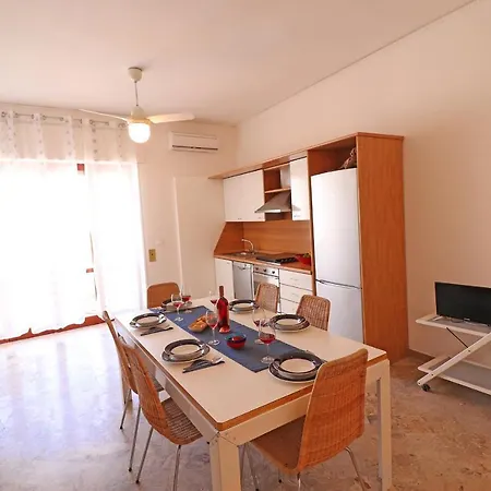 Apartamento Casa Vacanze Rachele A 8 Posti